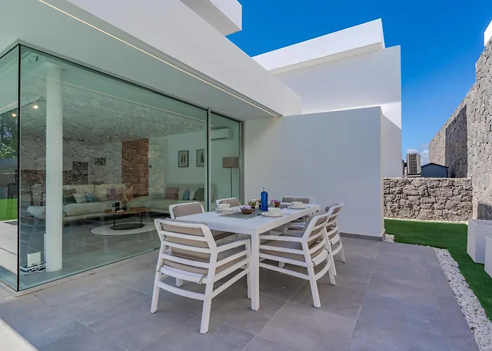 Вілла Estandar 2 - Casangular By Upper Адехе