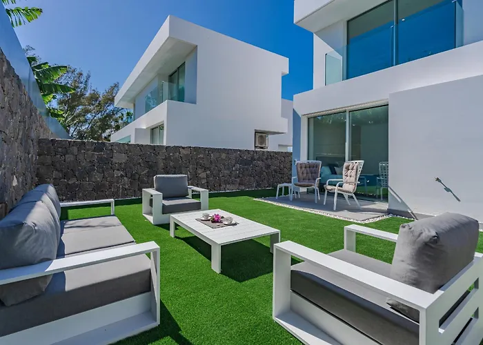 Estandar 2 - Casangular By Upper