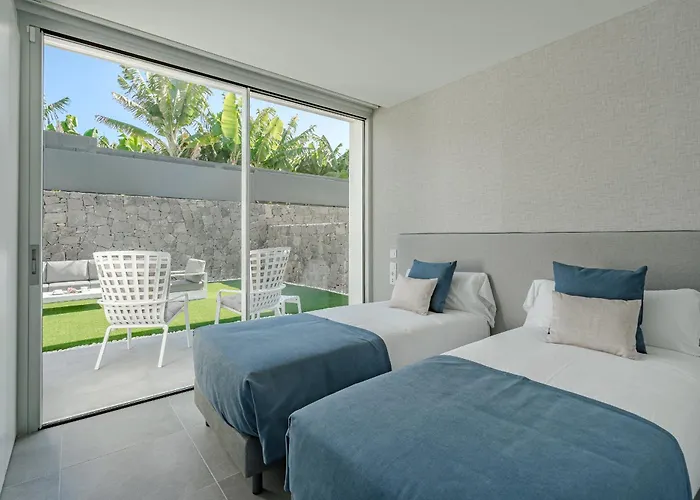 Вілла Estandar 2 - Casangular By Upper Адехе