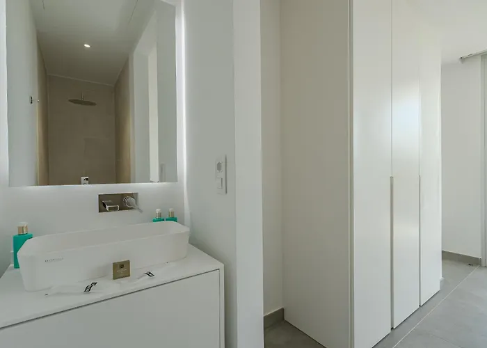 Estándar 2 - Casangular By Upper